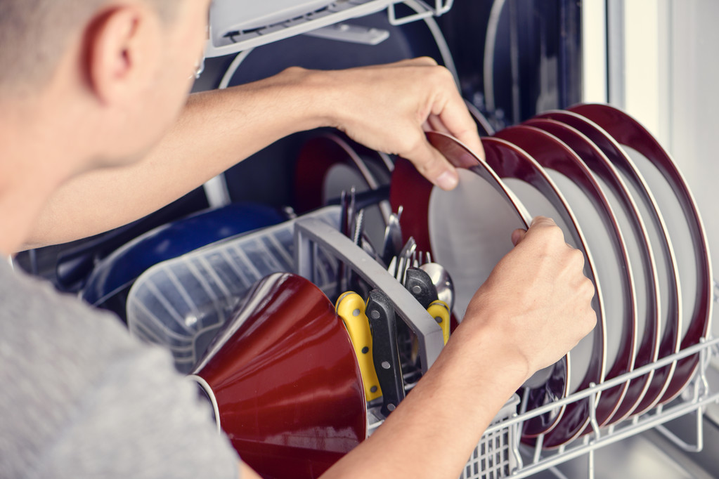 Tips for Finding a Reliable Dishwasher Repair Service in Stirling